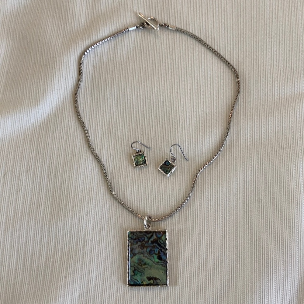 Mother of Perl necklace and earrings.